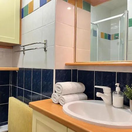 La Madragde 1ch, Centre Port, Clim, Traversant Appartement *